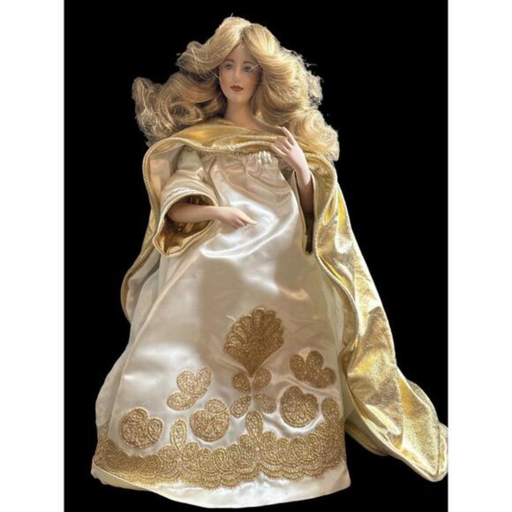 Franklin Mint 1980 Heirloom Doll The Christmas Angel,